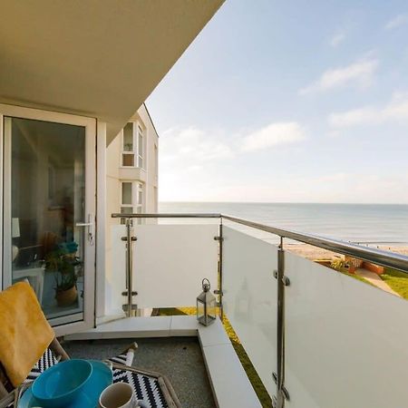 Апартаменти Two Bed Seafront Escape In Іст-Віттерінг Екстер'єр фото